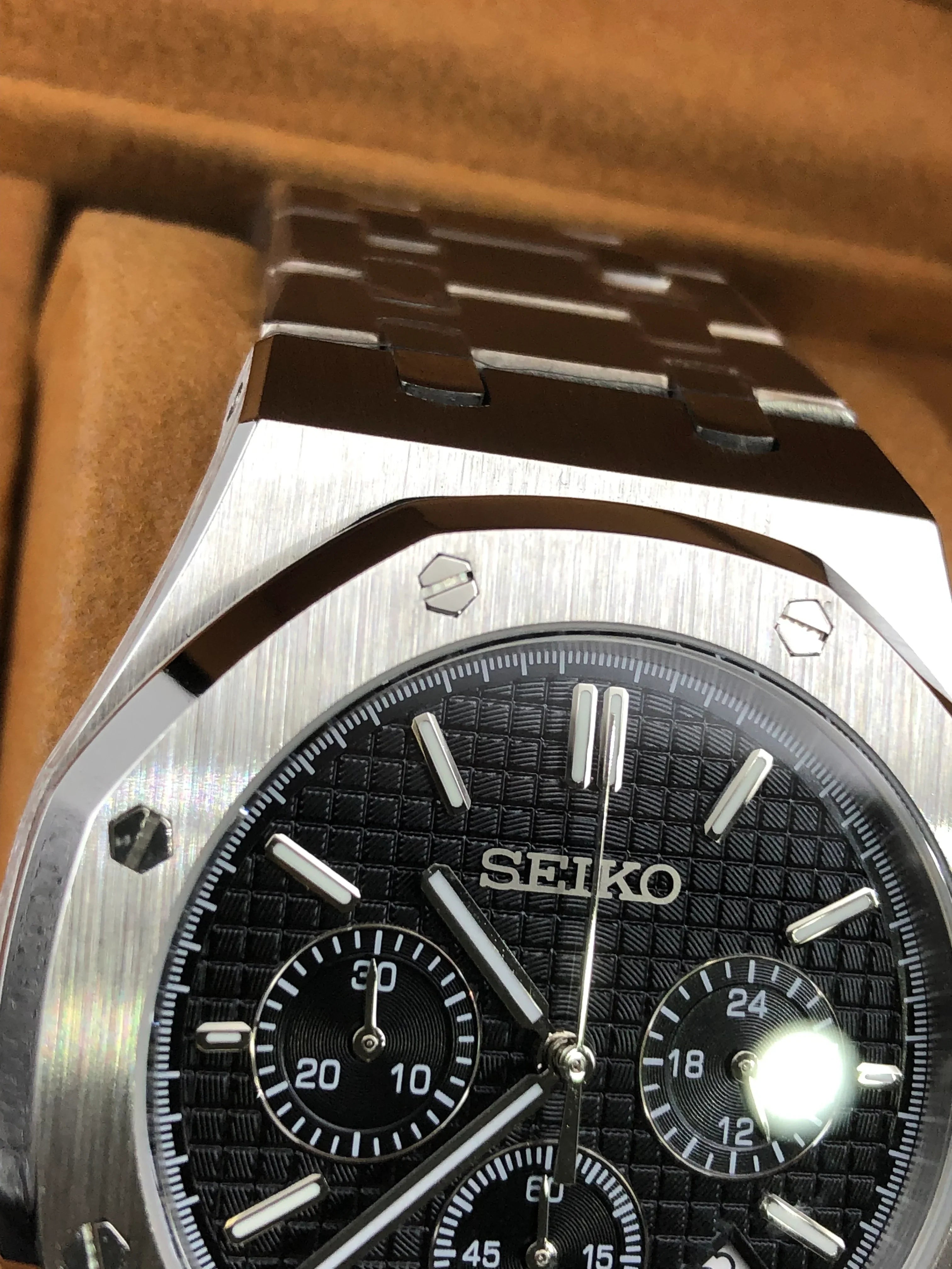 Royal SeikOak Mod Chronograph Black