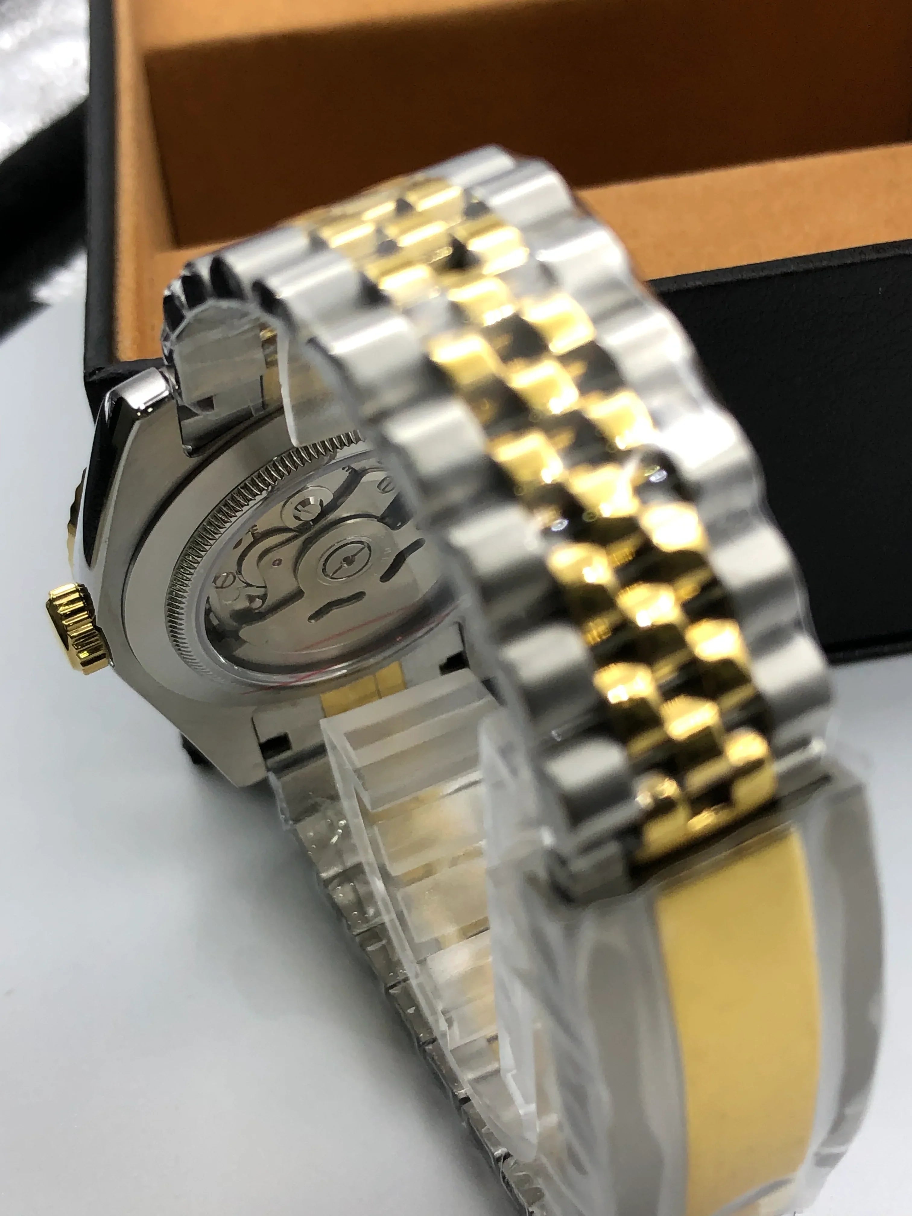 Seikjust Mod Arabic White Two Tone