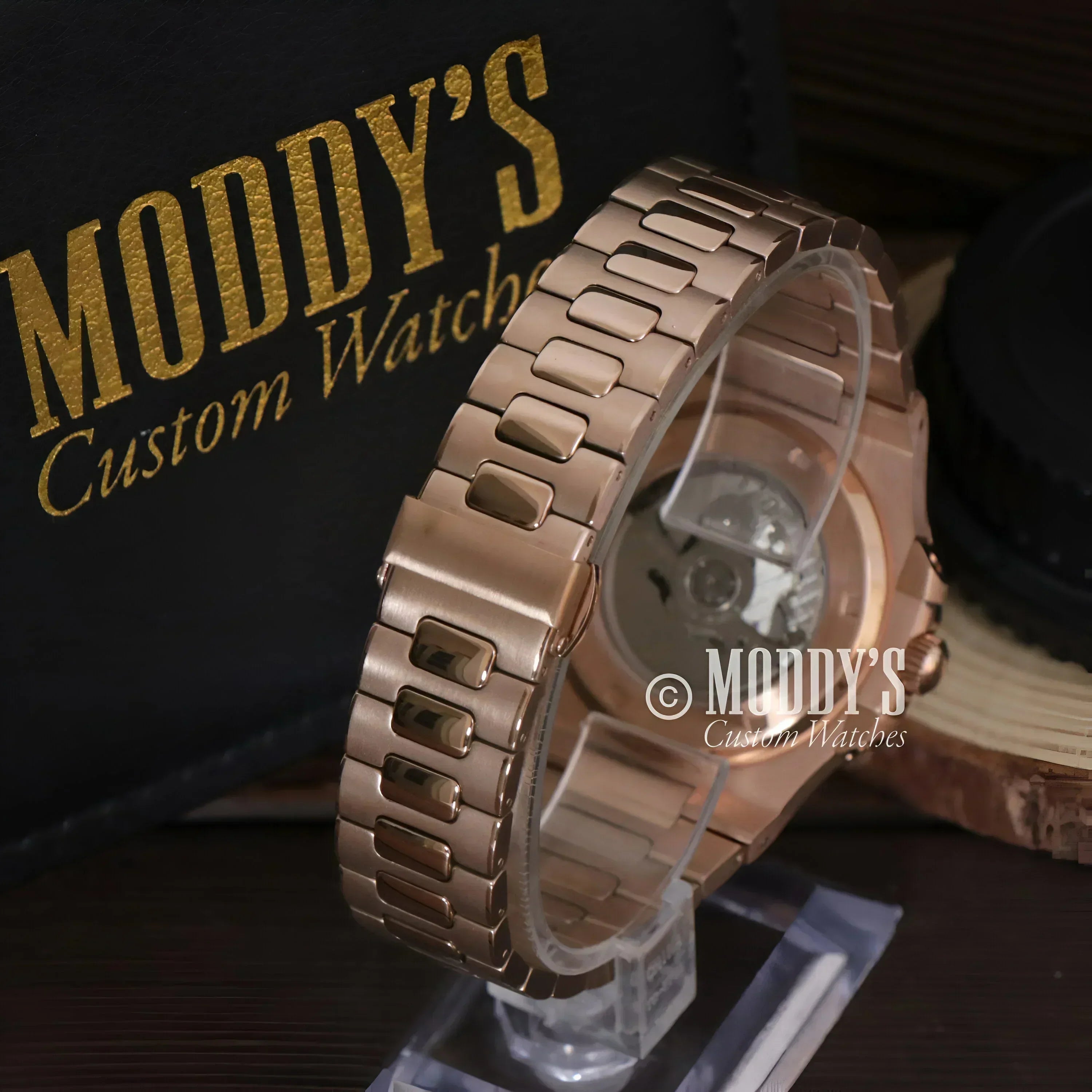Nautiko Mod Chocolate Open Heart
