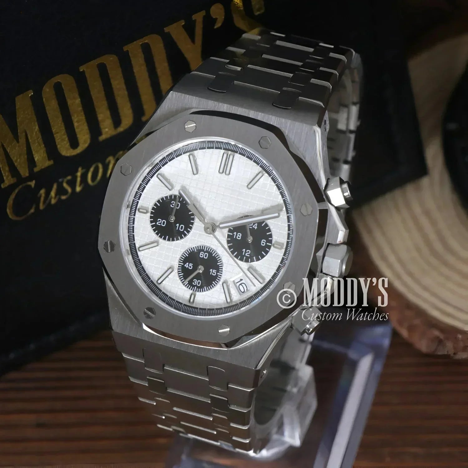 Royal SeikOak Mod Chronograph Panda
